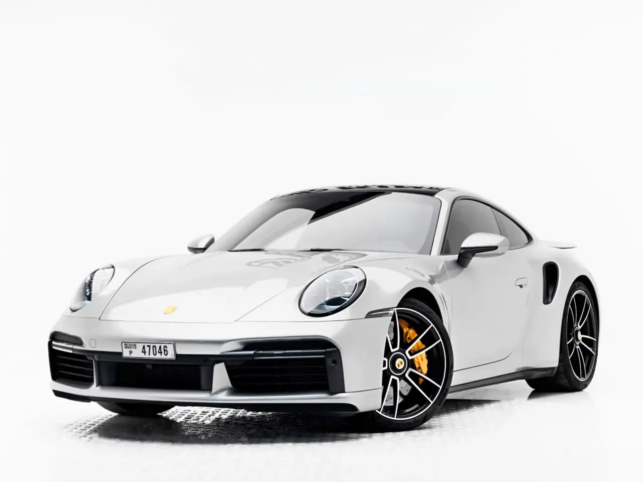 Porsche 911, available to rent from AVIOR in Dubai